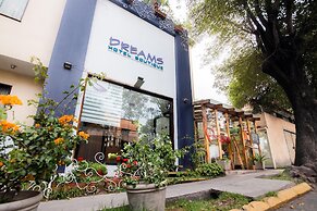 Dreams Boutique Hotel
