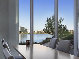 Mercure Melbourne Caroline Springs