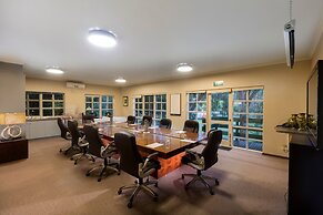 Eltham Gateway Hotel
