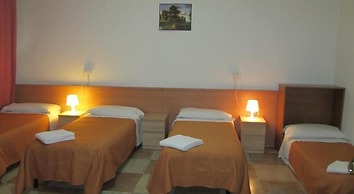 Hostel 3