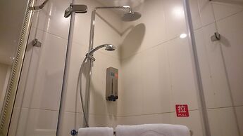 MRT Hotel