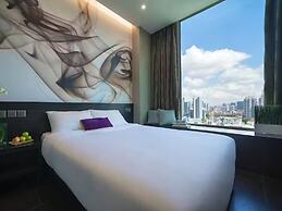 V Hotel Lavender