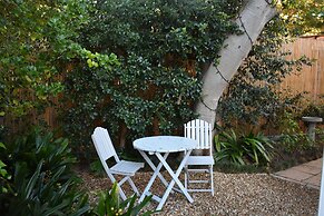 Paradiso Guest House