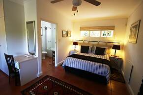 Paradiso Guest House