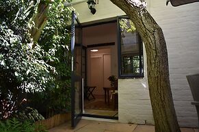 Paradiso Guest House