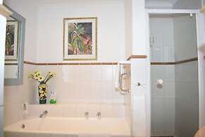 Paradiso Guest House