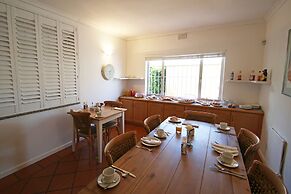 Paradiso Guest House