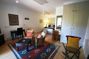 Paradiso Guest House