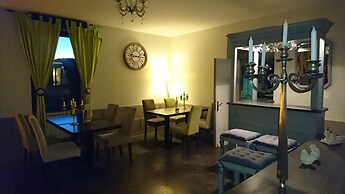 Hotel La Bastie D Urfe