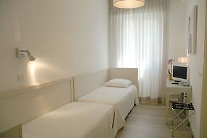 Maree Hotel
