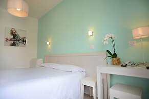 Maree Hotel