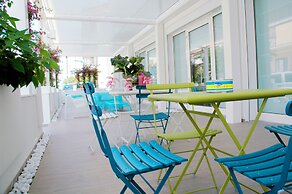 Maree Hotel