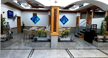 Taj Plaza Hotel