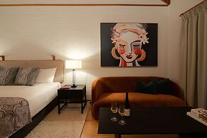 Hermitage Lodge