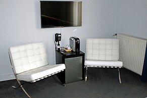 Apollo Hotel