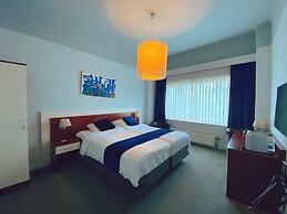 Apollo Hotel