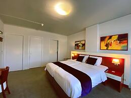 Apollo Hotel