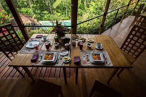 Hamadryade Lodge