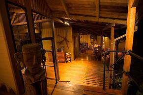 Hamadryade Lodge
