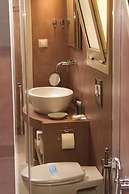Almyra Hotel