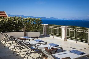 Almyra Hotel