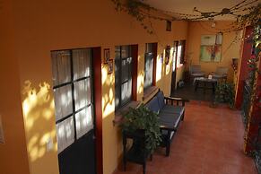 Casa Mia Suites