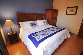 Casa Mia Suites
