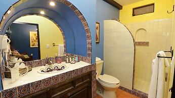 Casa Mia Suites
