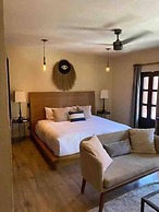 Casa Mia Suites