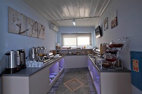 ALK HOTEL™