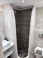 ALK HOTEL™