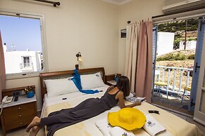 ALK HOTEL™