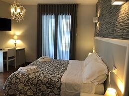 Elios Rooms