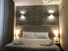 Elios Rooms