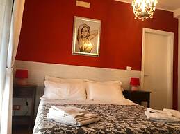 Elios Rooms