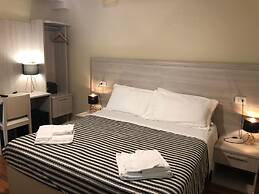 Elios Rooms