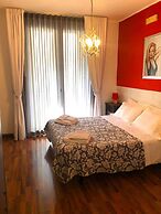 Elios Rooms