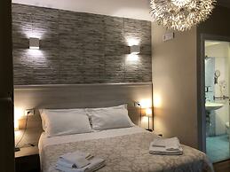 Elios Rooms