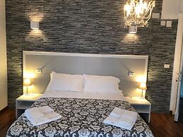 Elios Rooms