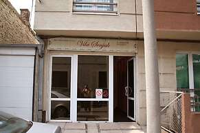 Vila Senjak