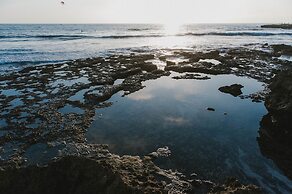 Balsa Surf Camp by Rotamundos