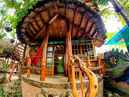 Balsa Surf Camp by Rotamundos