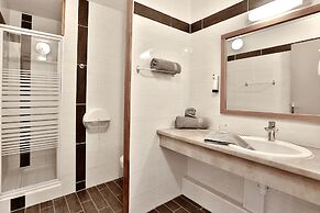 Logis Hotel Le Tropicana
