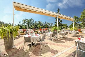 Logis Hotel Le Tropicana