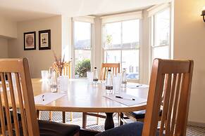 Abbeyfield By Chef and Brewer collection
