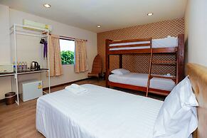 Parasol Inn Chiang Mai Old City