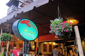 Parasol Inn Chiang Mai Old City