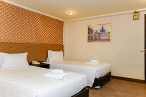 Parasol Inn Chiang Mai Old City