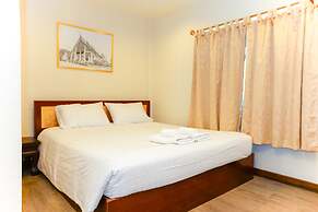 Parasol Inn Chiang Mai Old City