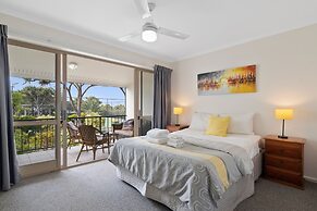 Beach Breakers Resort